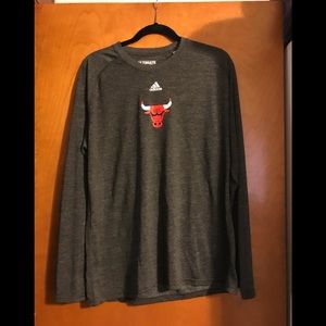 Long sleeve Chicago Bulls adidas shirt xl